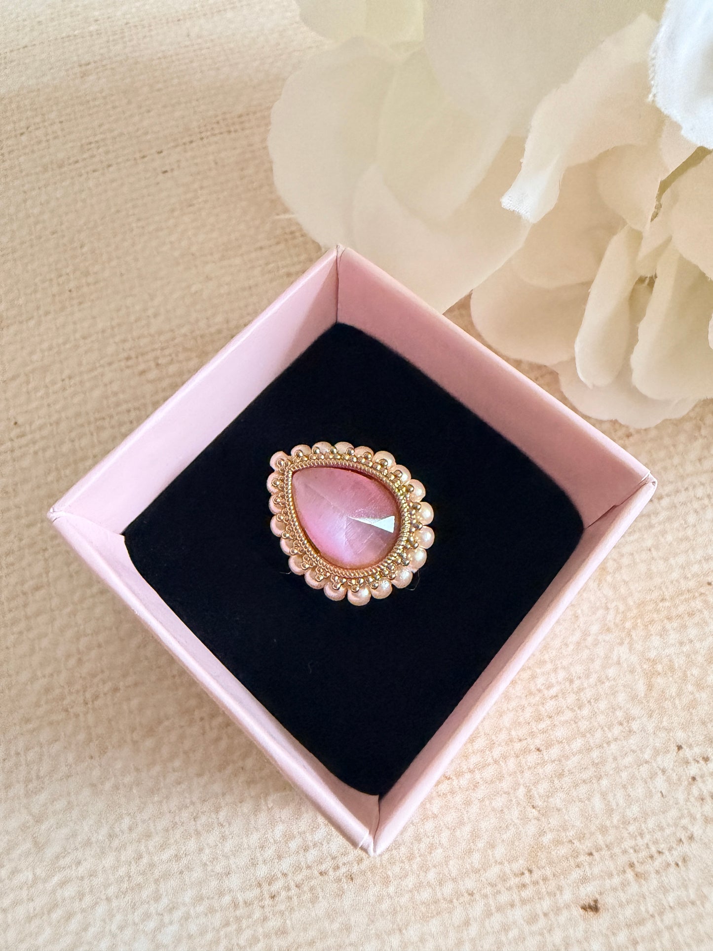 Maya Pink Pearl Gold Ring (ST1109)
