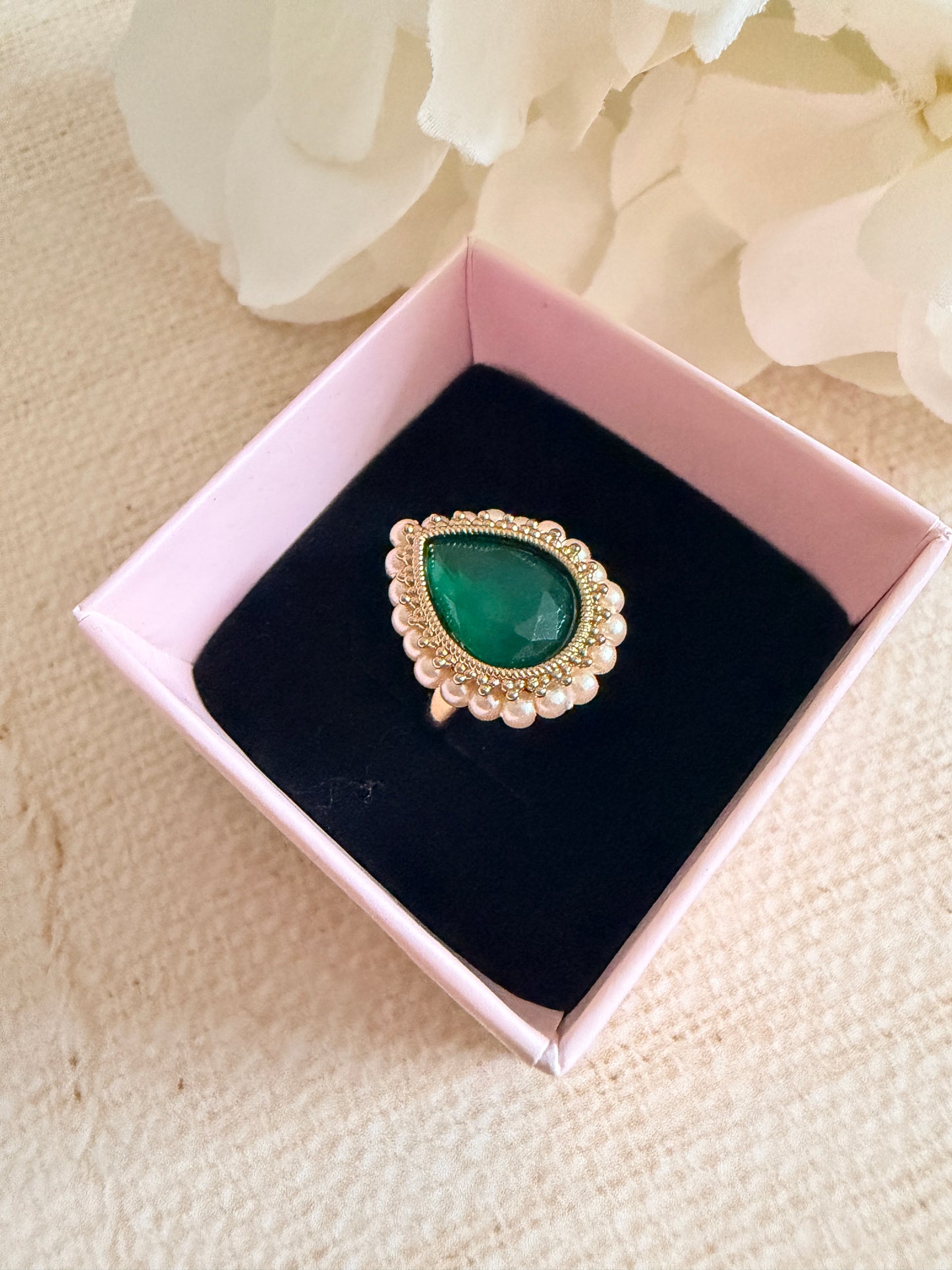 Maya Emerald Green Pearl Gold Ring (ST1109)