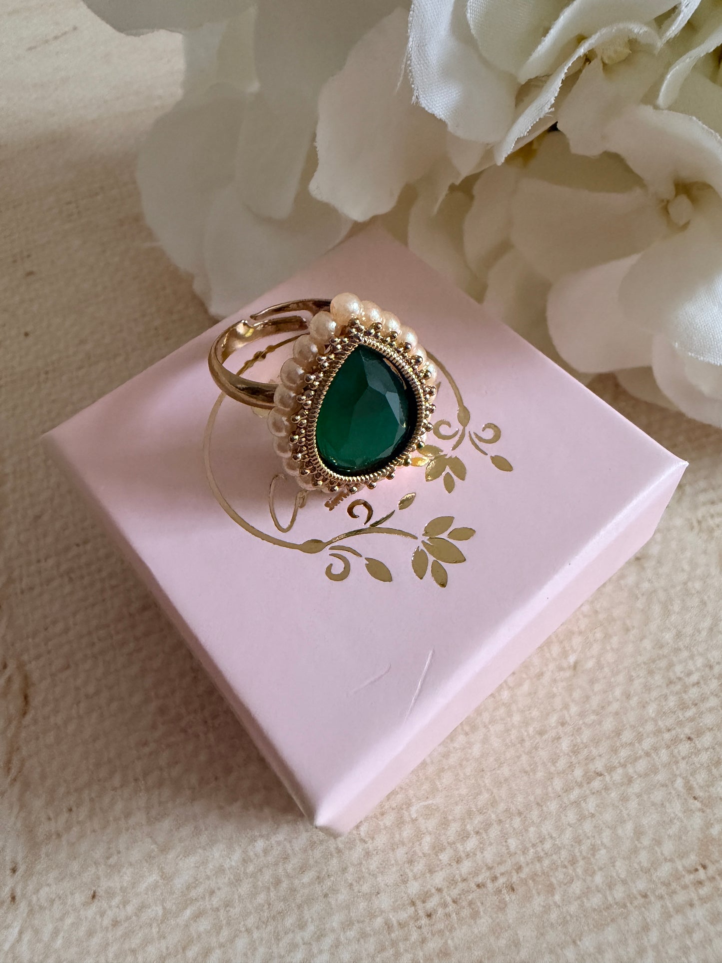 Maya Emerald Green Pearl Gold Ring (ST1109)