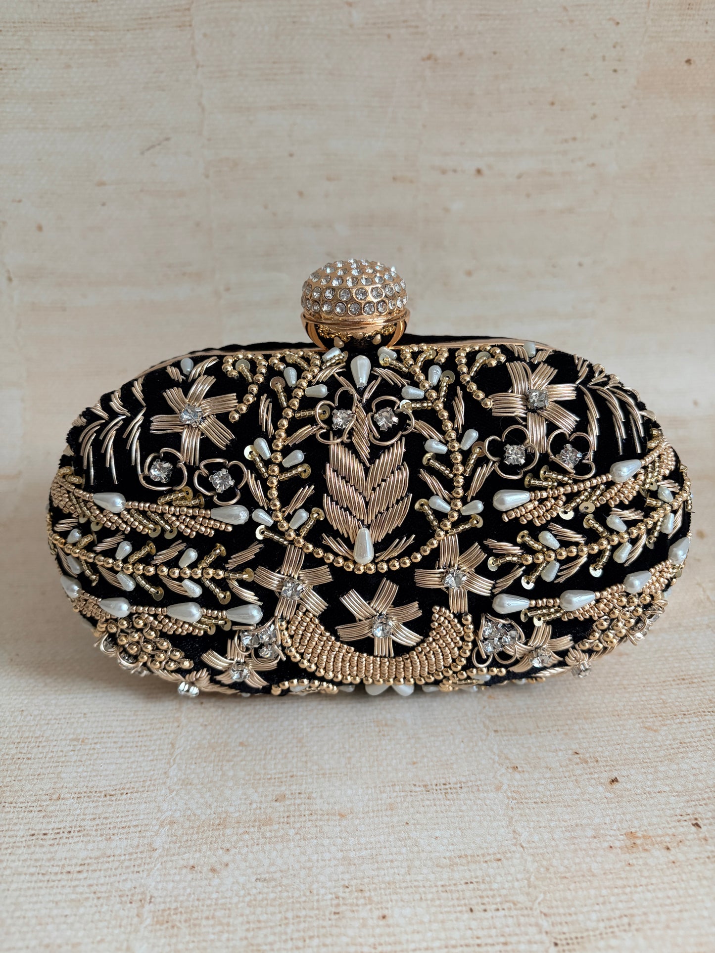 Ambrose (Oval Clutch)(Black) (ST266)