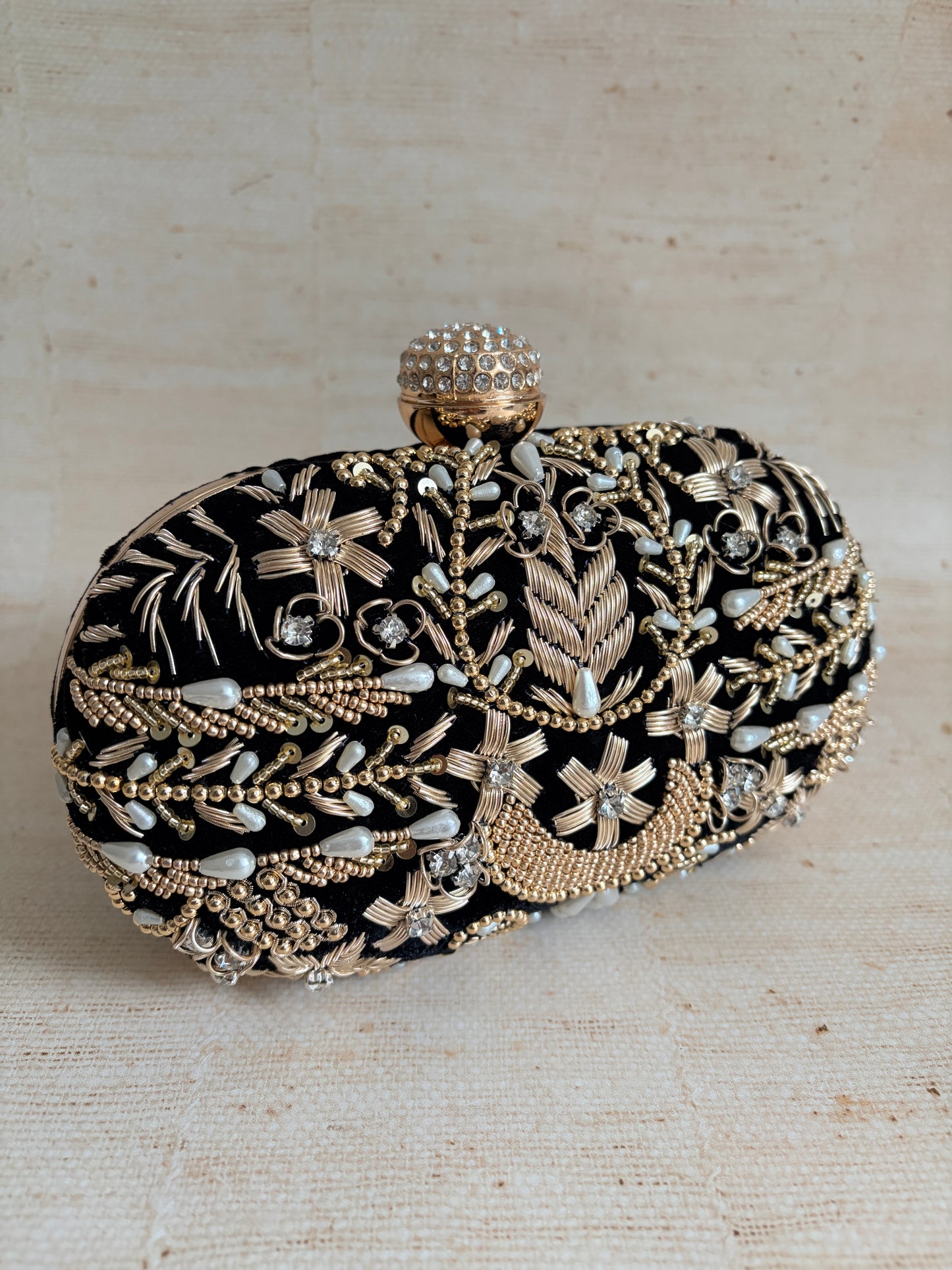 Ambrose (Oval Clutch)(Black) (ST266)