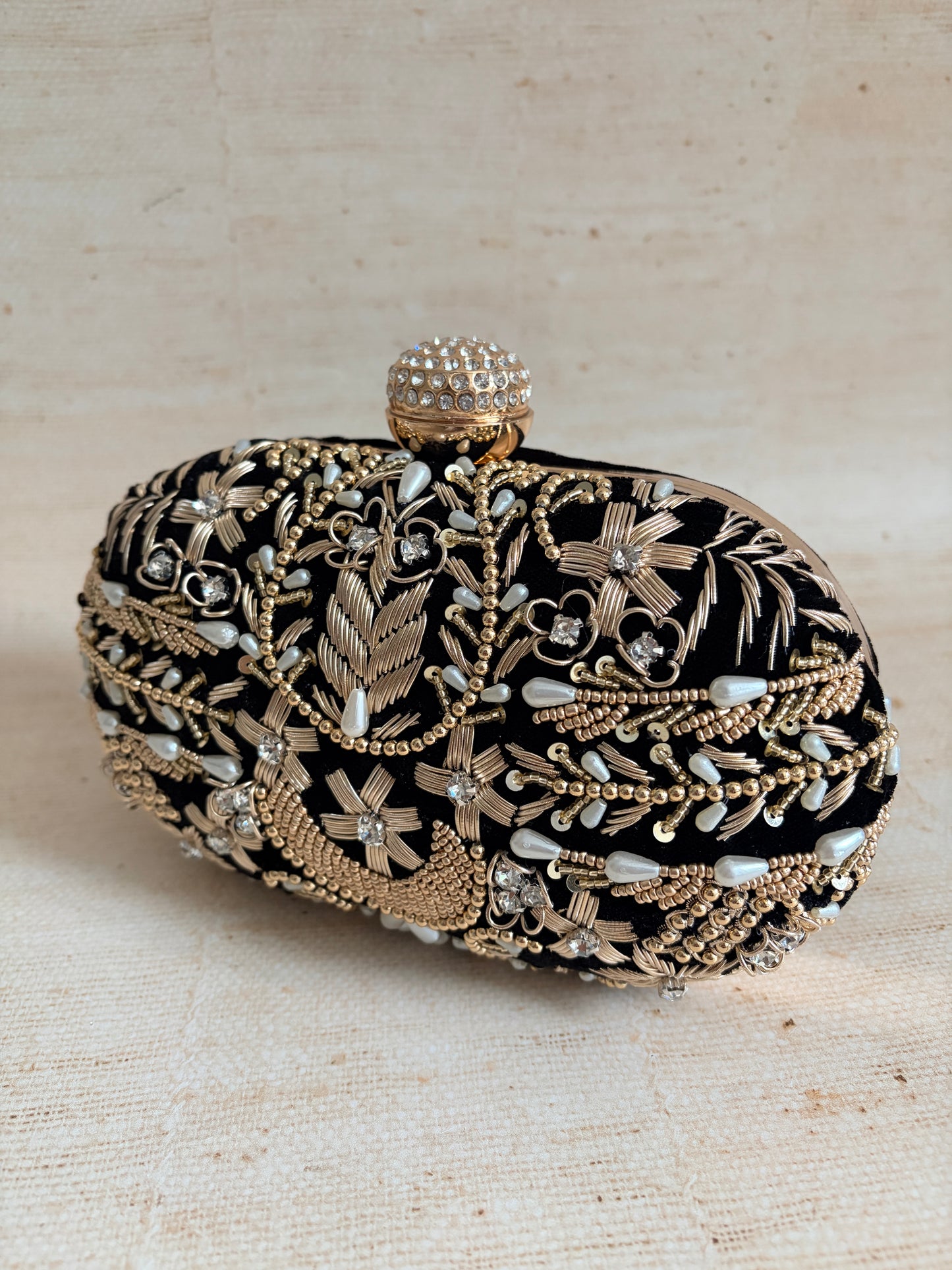 Ambrose (Oval Clutch)(Black) (ST266)