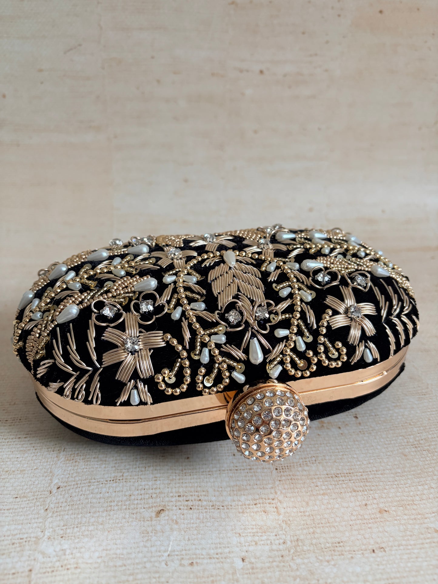 Ambrose (Oval Clutch)(Black) (ST266)
