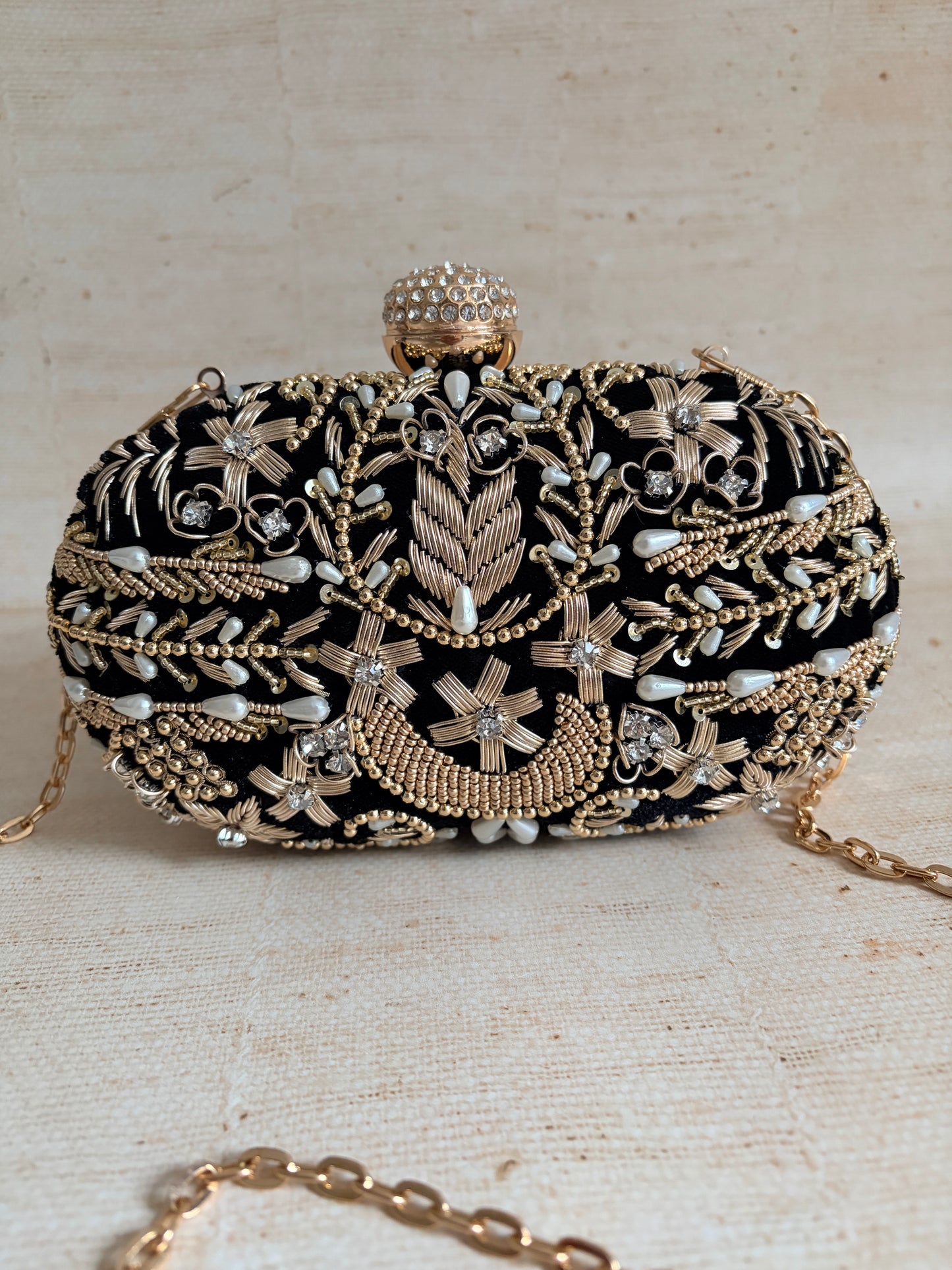 Ambrose (Oval Clutch)(Black) (ST266)