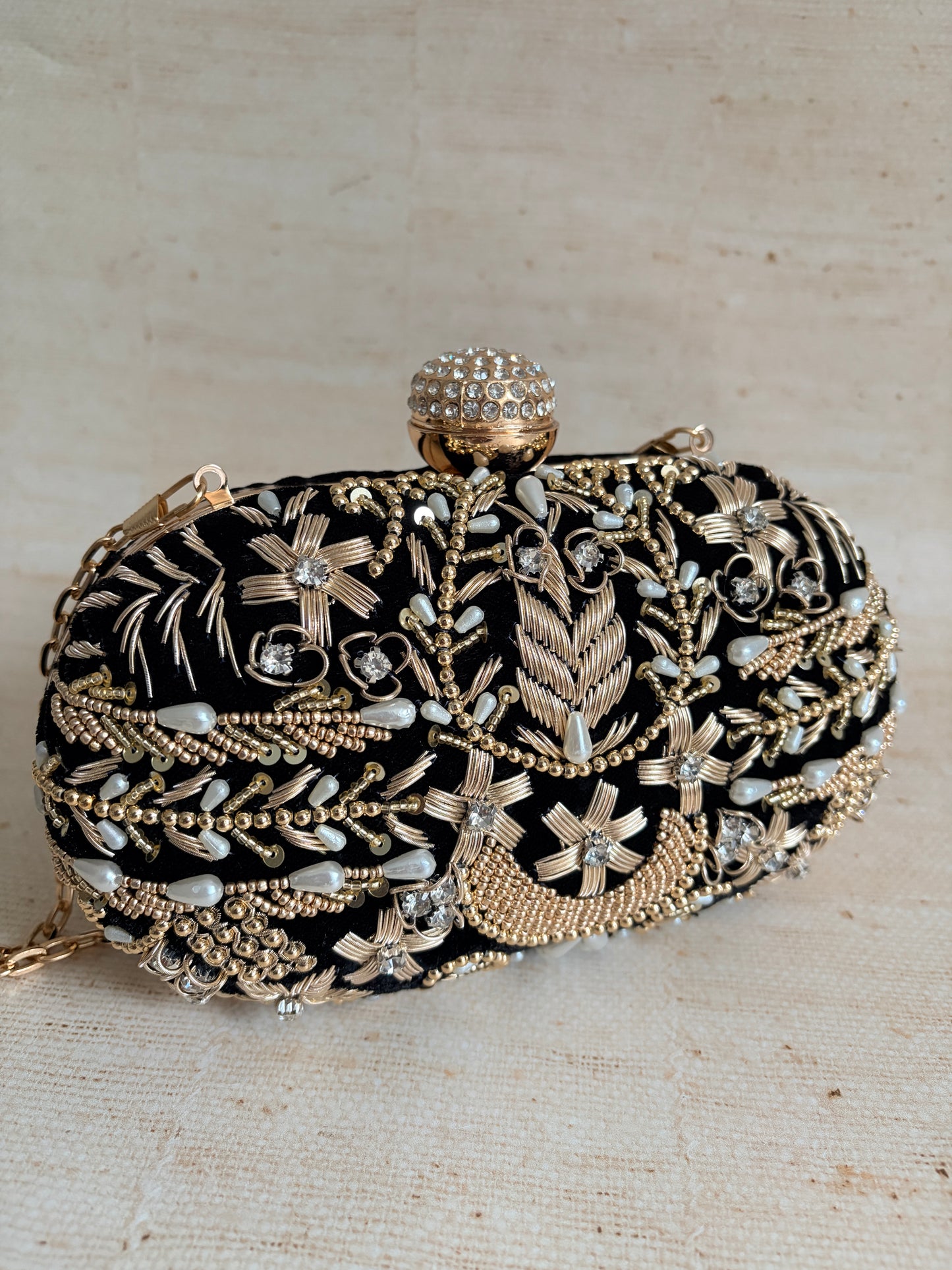 Ambrose (Oval Clutch)(Black) (ST266)