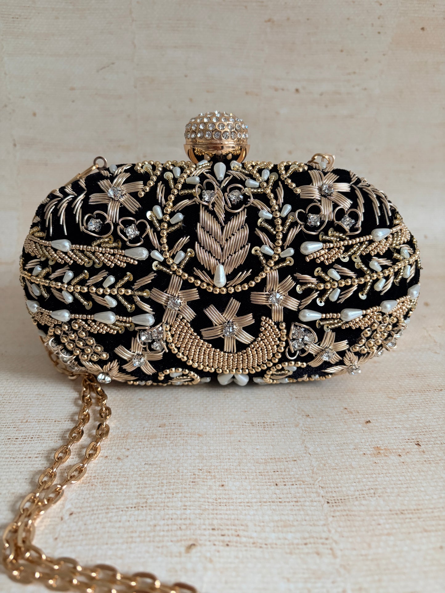 Ambrose (Oval Clutch)(Black) (ST266)