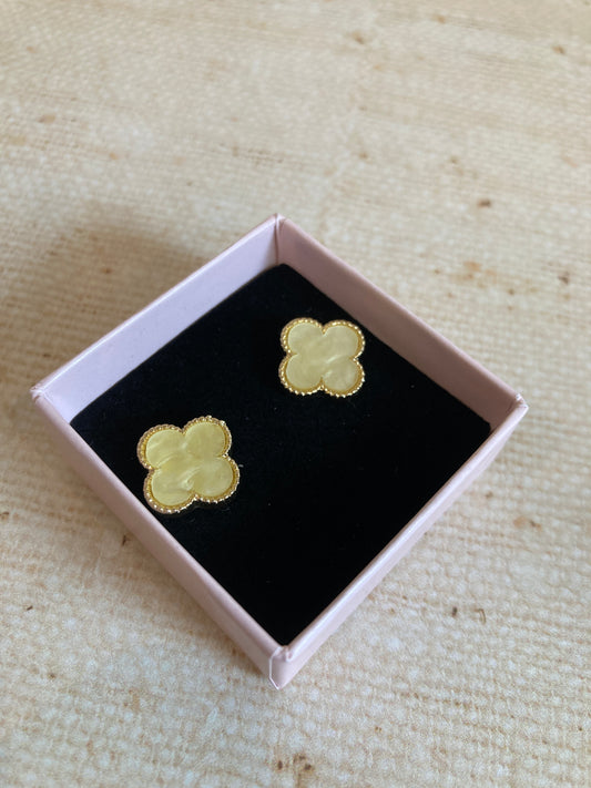 Clover Stud Earrings (ST926) (Yellow)