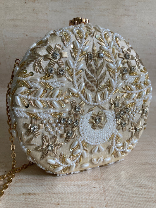 Bella (Circular Clutch)(Gold)(ST930)