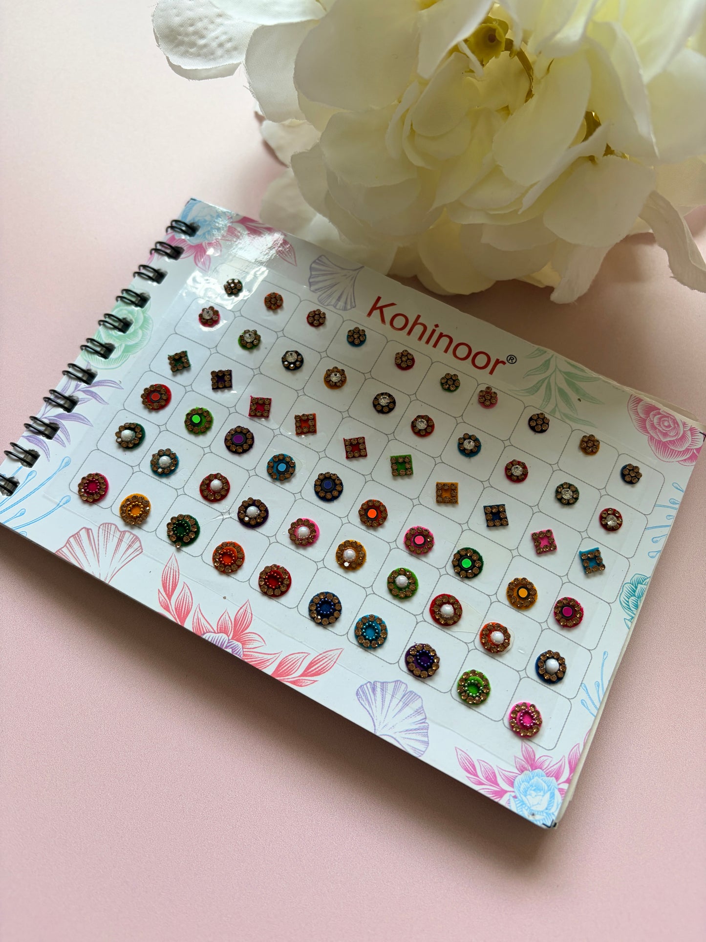Assorted Round Antique Stone 5 Page 300 Bindi Booklet (ST1120)