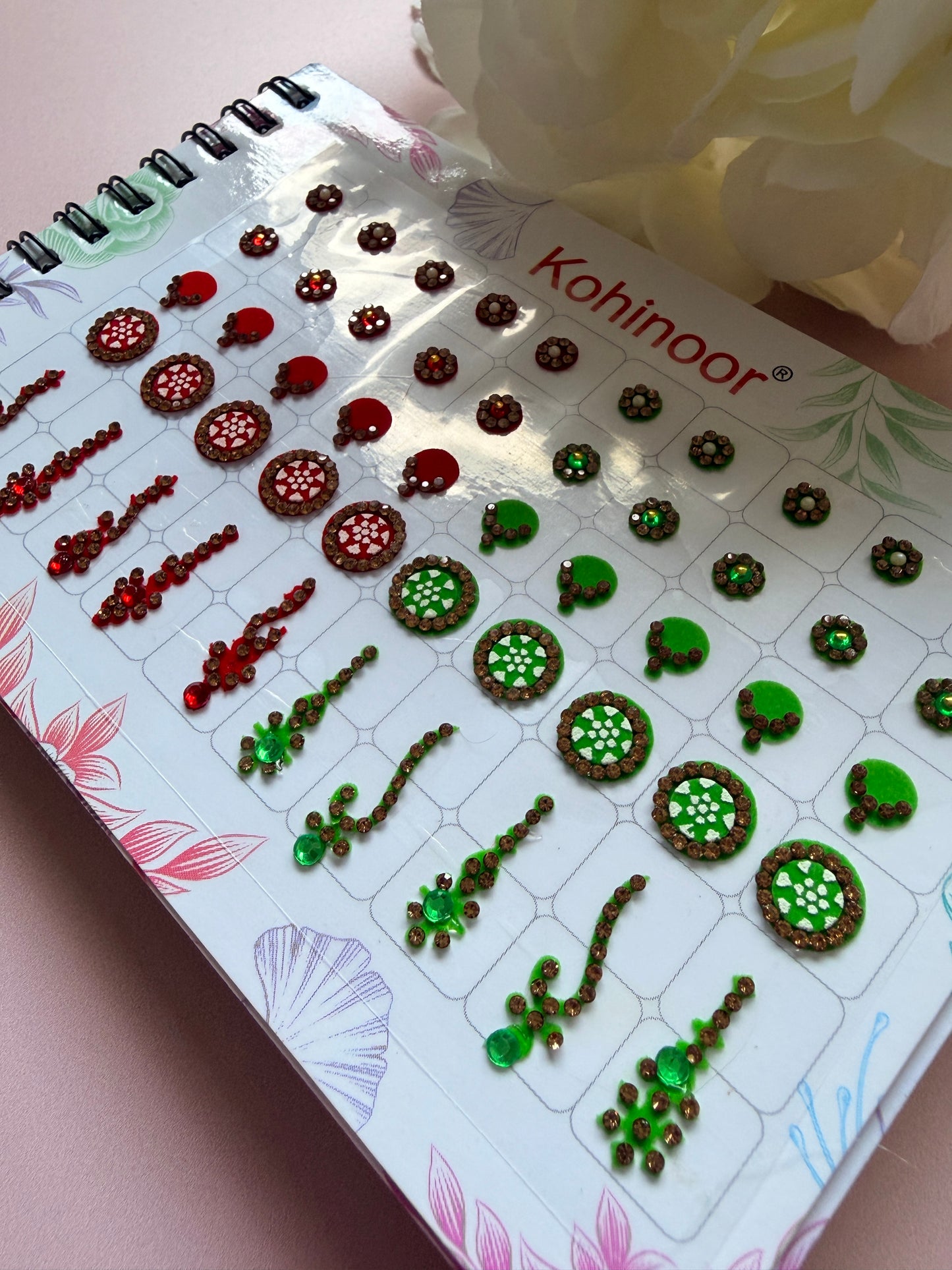 Assorted Designs Antique Stone 5 Page 250 Bindi Booklet (ST1119)