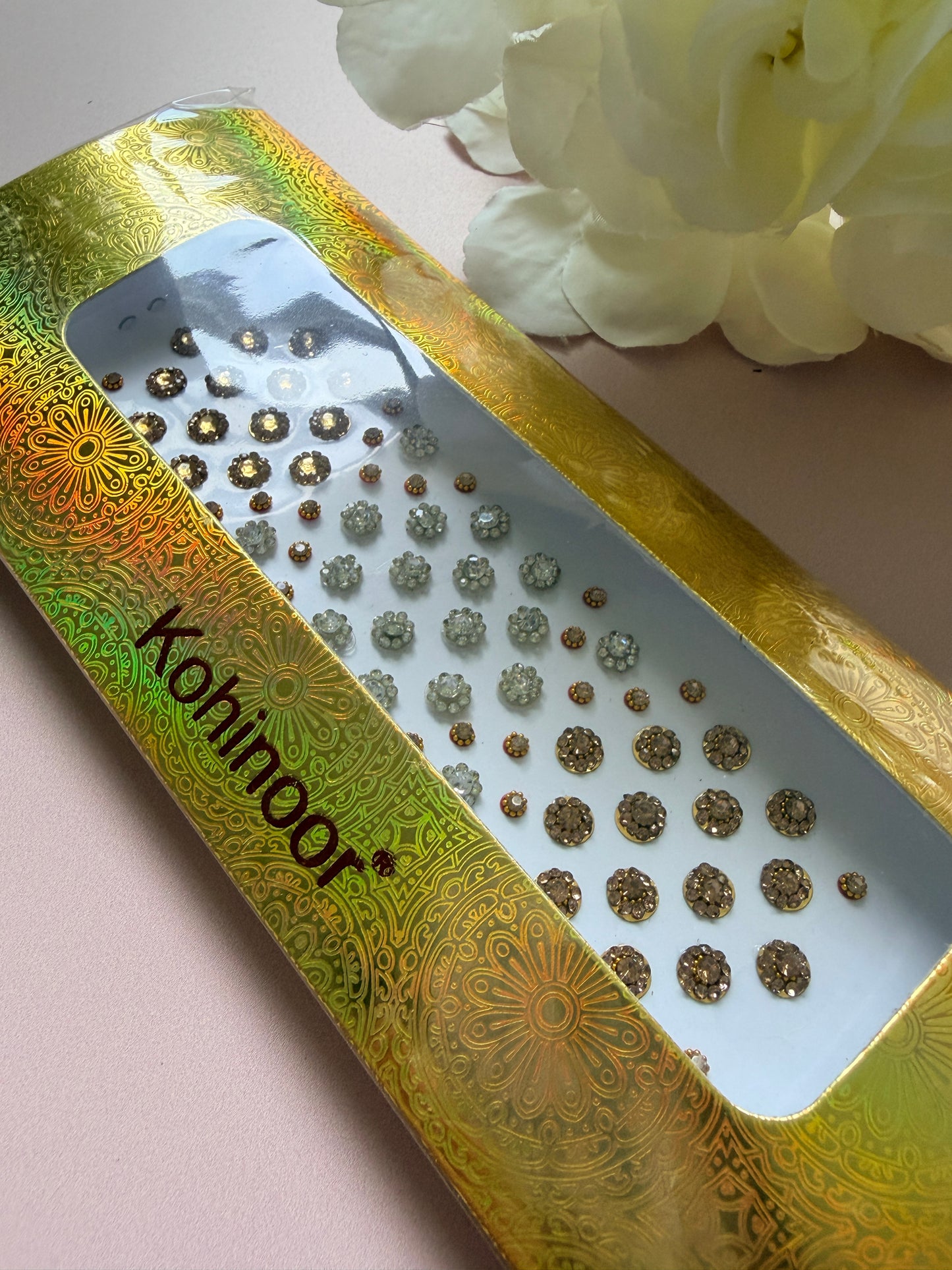 Gold And Silver Bindi Pack (ST984) (1)