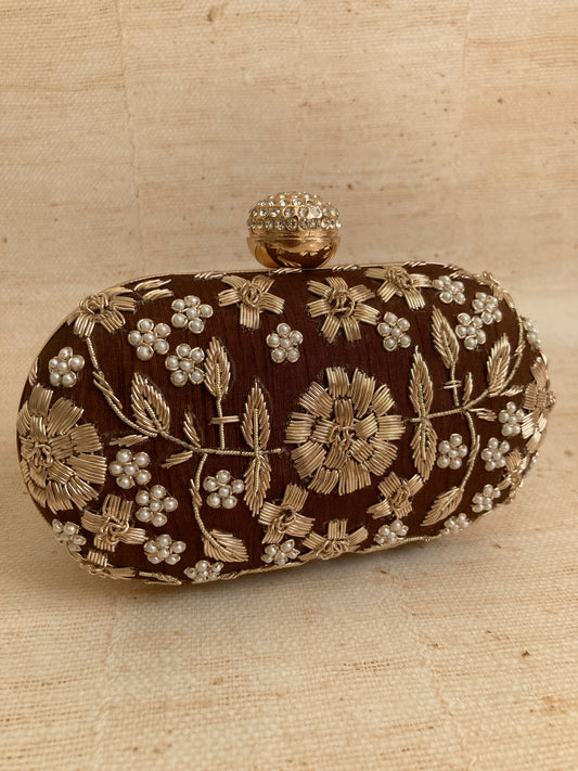 Lucia Oval Brown Clutch (ST902)