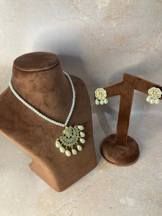 Naima 18K Gold Plated Kundan Pearl Jewellery Set (ST755)