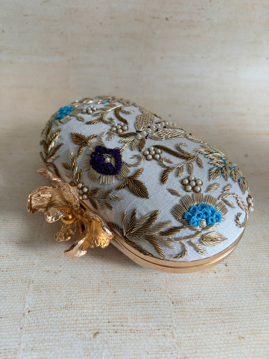 Flower Clasp Oval Off White Clutch (ST1162)