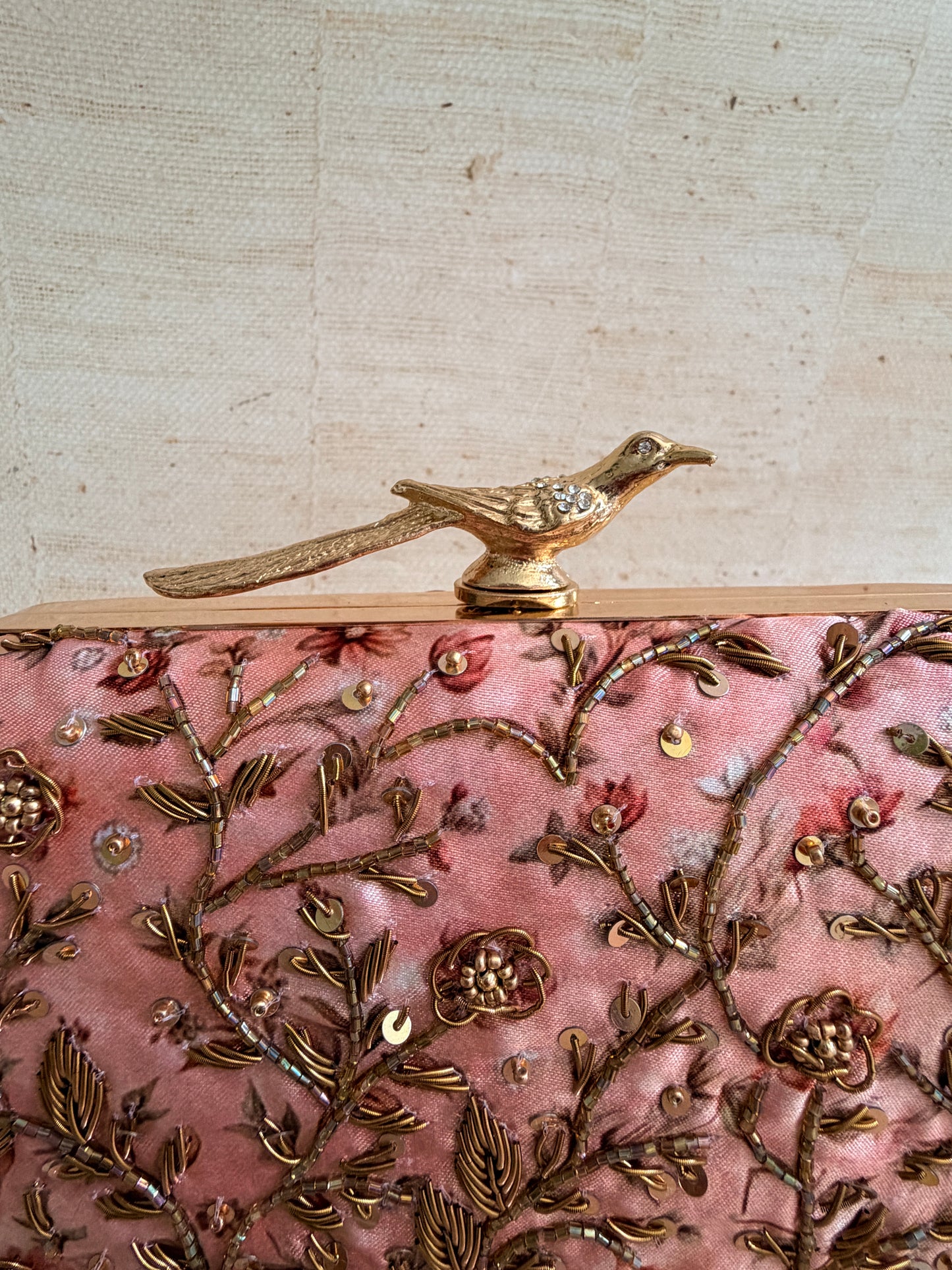 Wren Rectangular Pink Clutch (ST1174) (Bird Clasp)