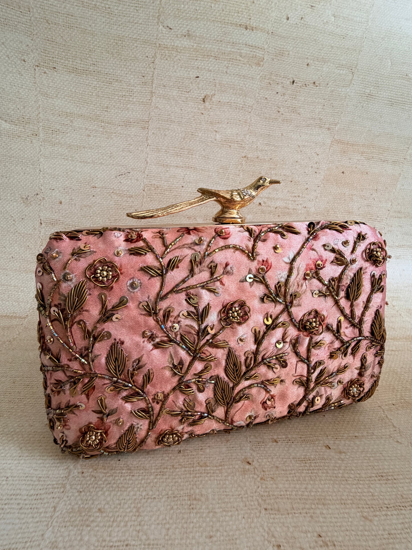 Wren Rectangular Pink Clutch (ST1174) (Bird Clasp)