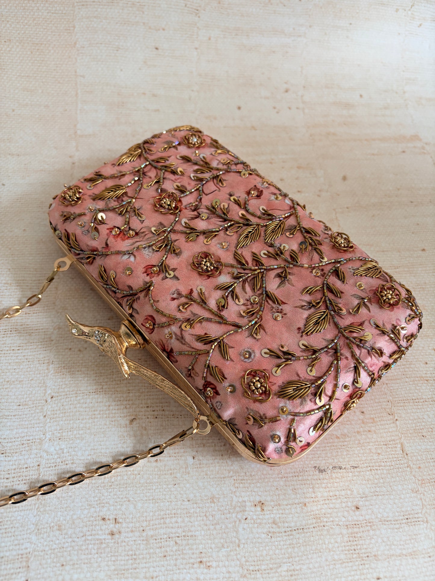 Wren Rectangular Pink Clutch (ST1174) (Bird Clasp)
