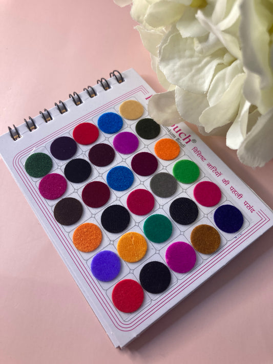 Plain Large 120 Bindi Booklet (ST766)