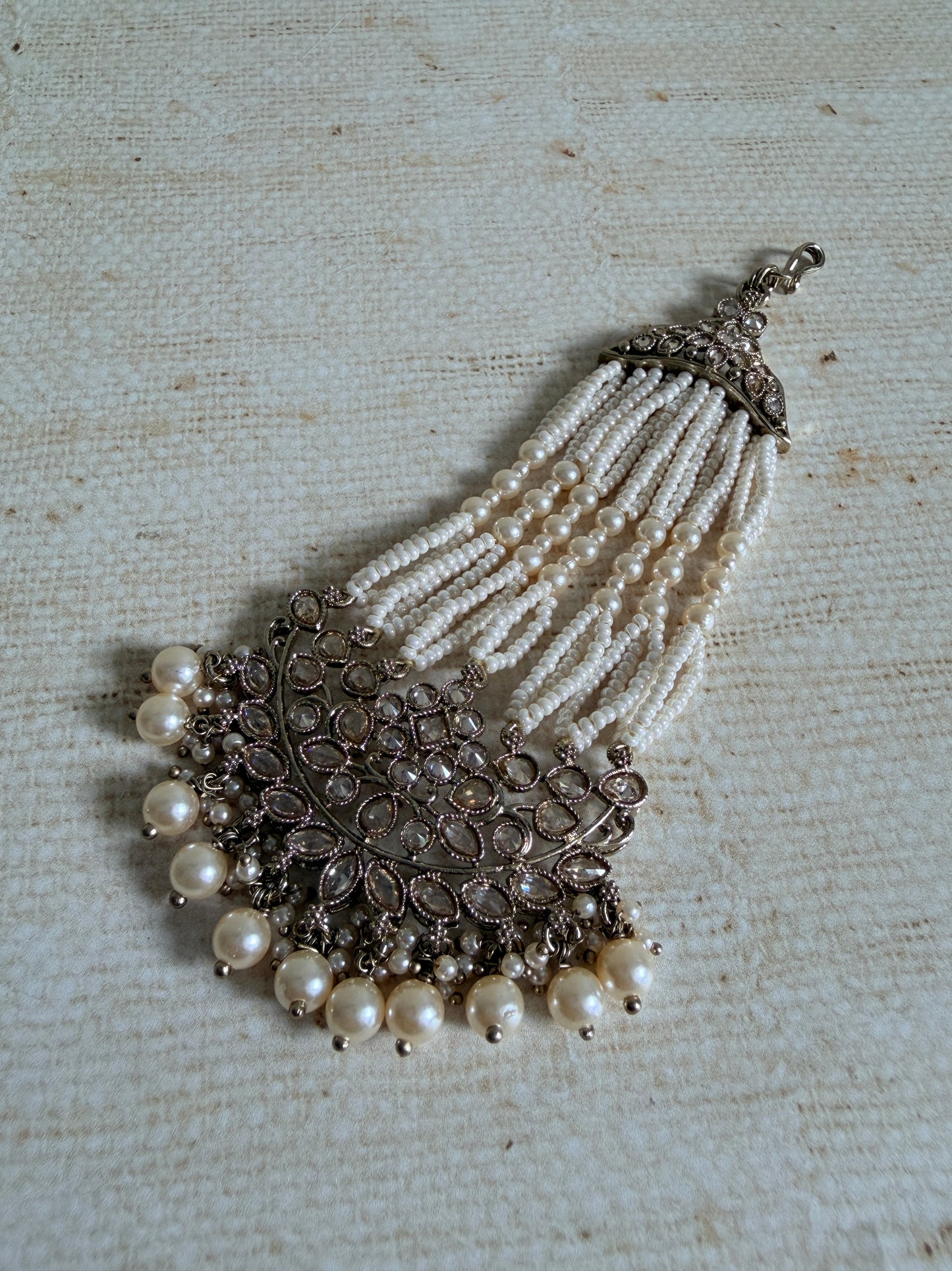 Antique Gold Pearl Passa/Jhumar (ST1183)