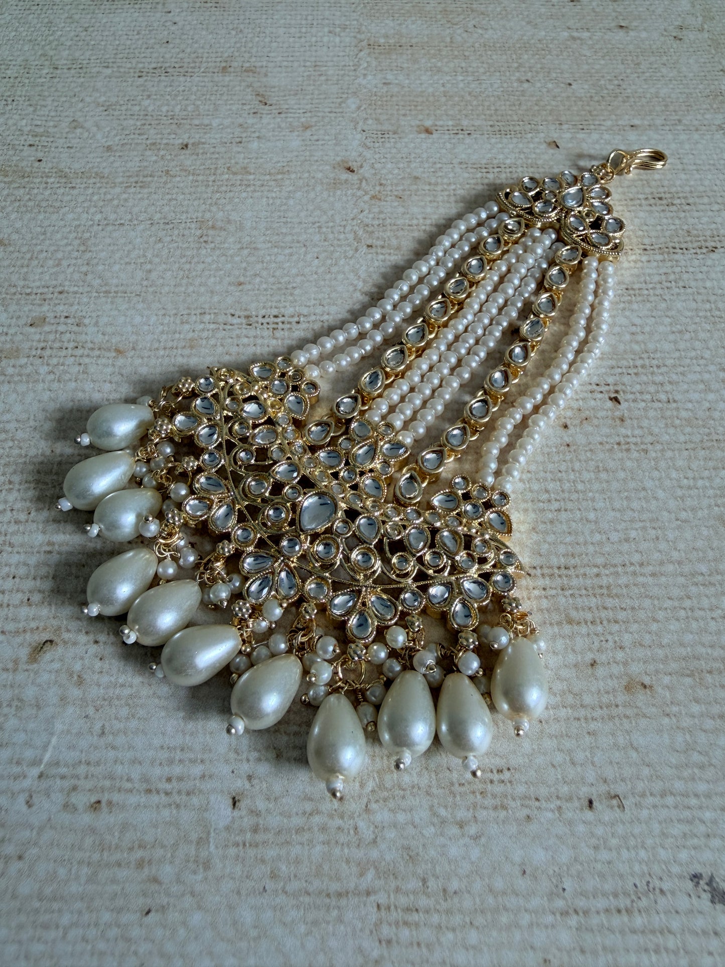 Gold Plated Pearl Passa/Jhumar (ST1186)