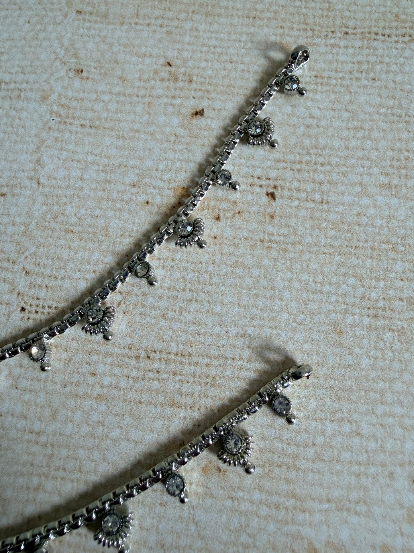 Silver Adjustable Anklets/Payal (ST1189)