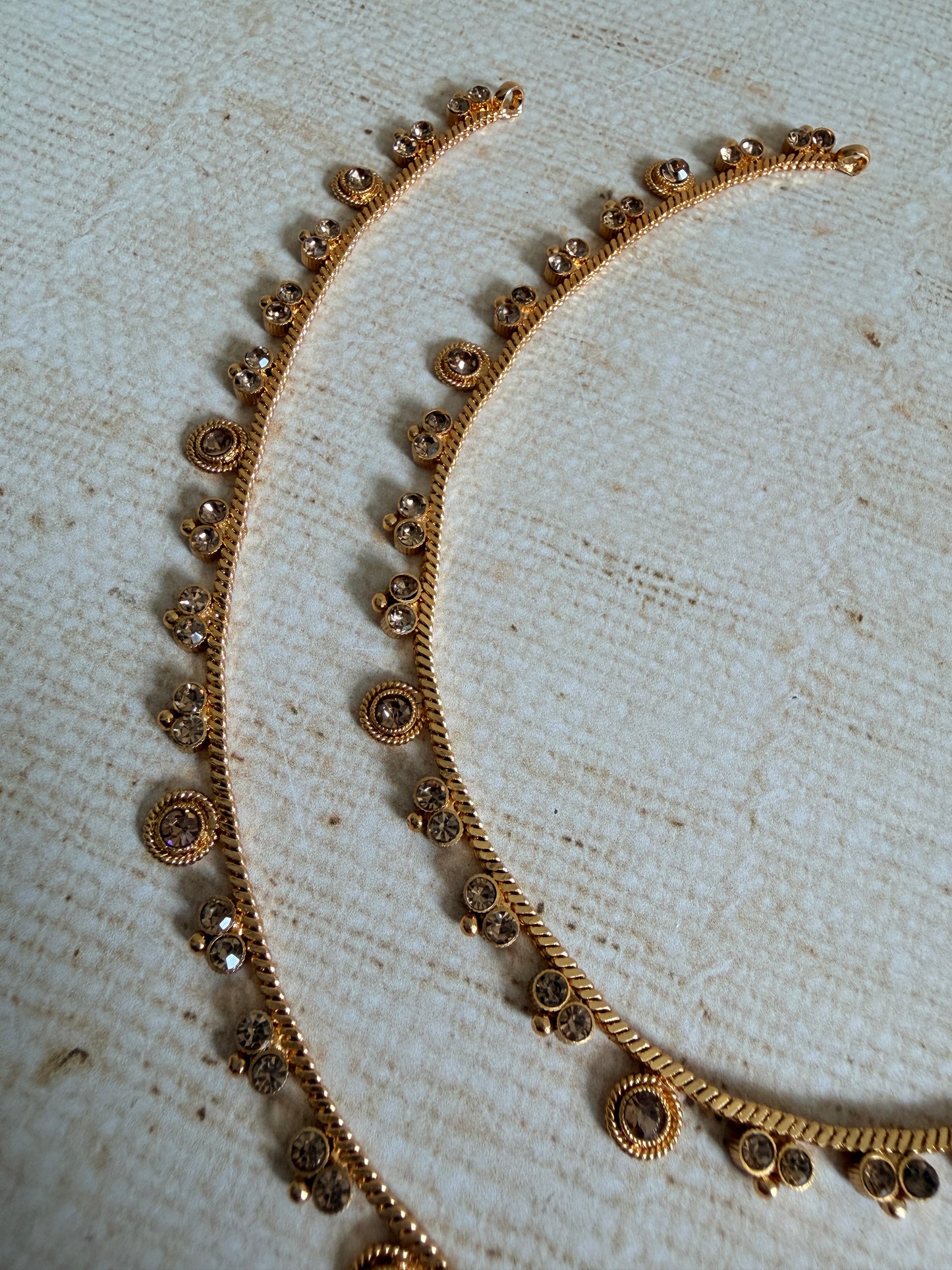 Antique Gold Adjustable Anklets/Payal (ST1190)