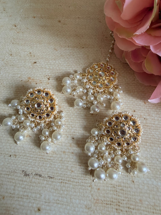 Mahi White Gold Plated Kundan Pearl Earrings And Tikka Set (ST1195)