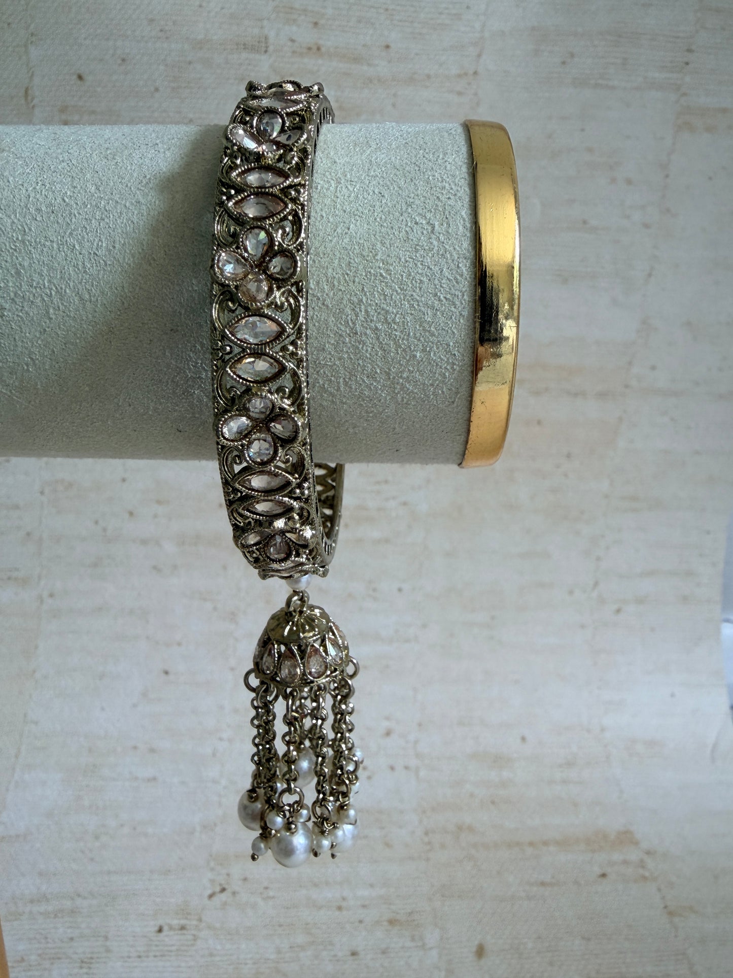 Antique Gold Kundan Jhumka Bangles 2.8 (ST1184)