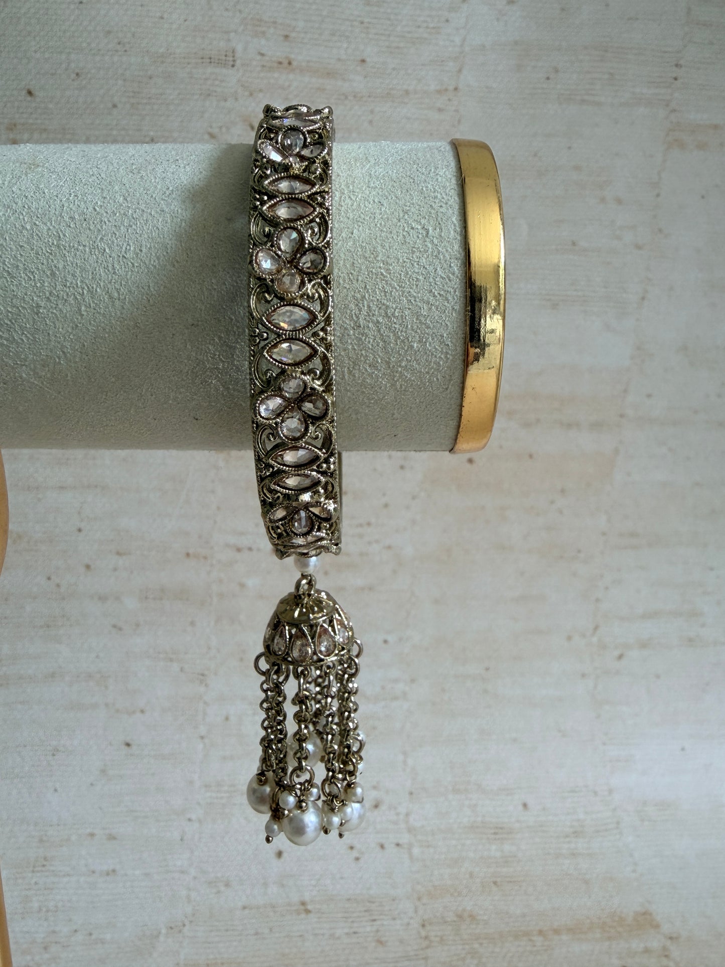Antique Gold Kundan Jhumka Bangles 2.8 (ST1184)