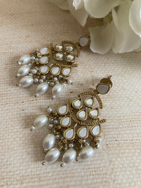Antique Pearl White Indian Kundan Earrings (ST973)