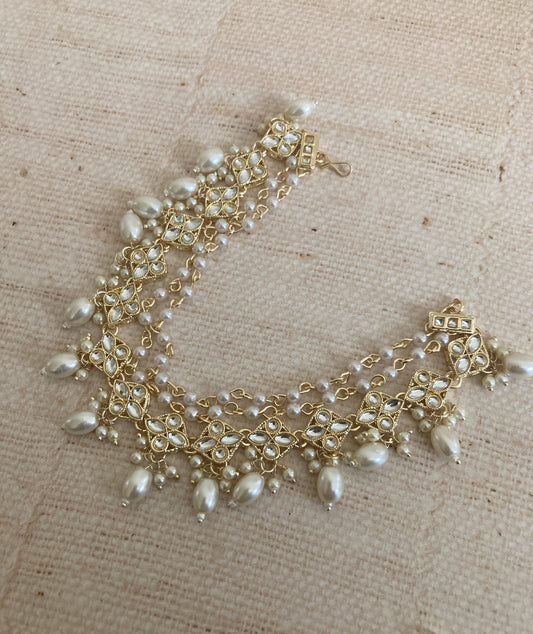 Kundan Gold Plated Pearl Ear Chains/Kaan Chain (ST974)