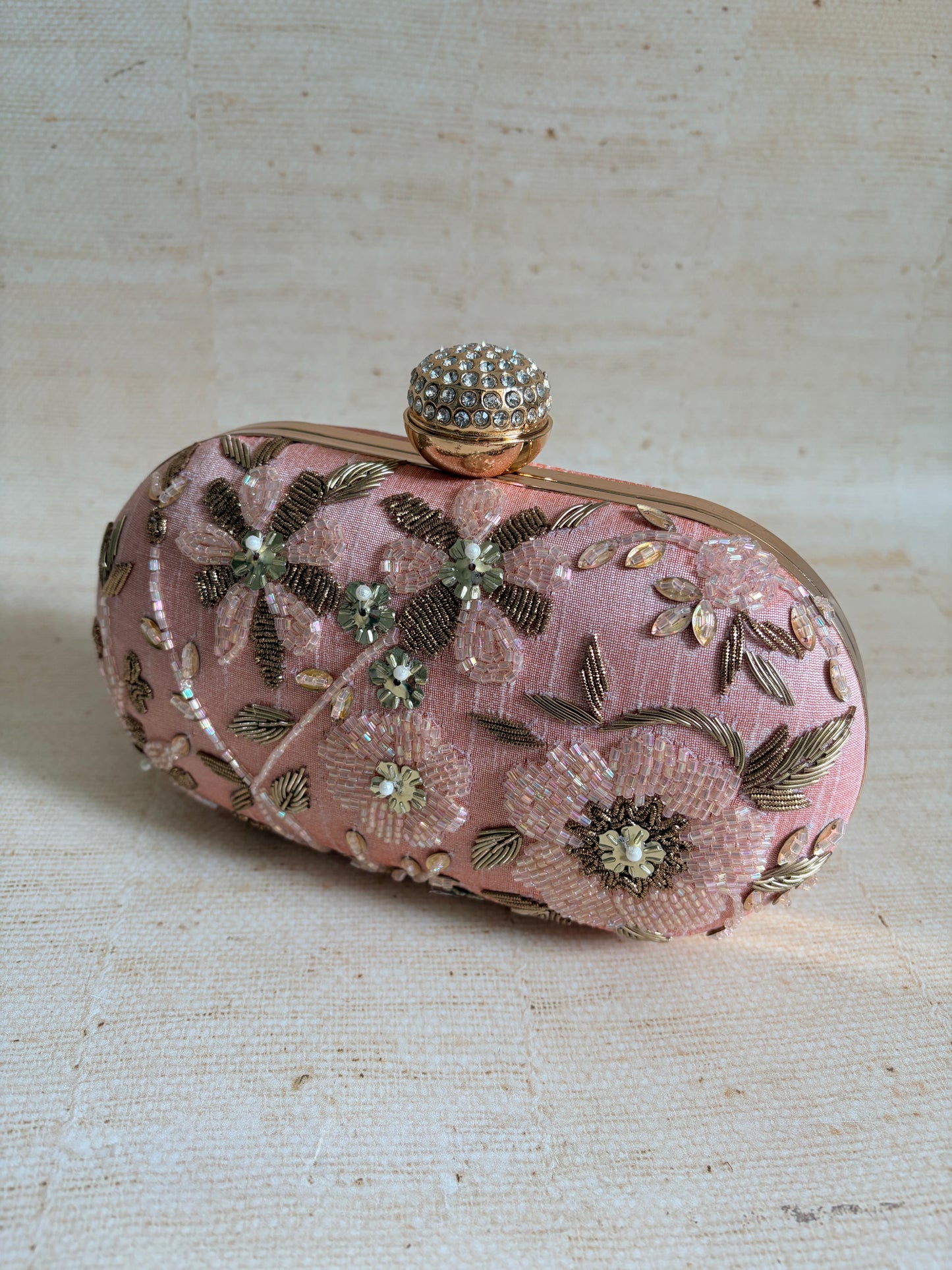 Isla Oval Pink Clutch (ST1204)