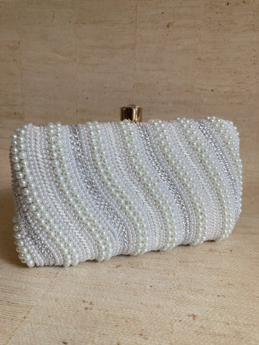 Amelia Pearl White Rectangular Clutch (ST970)