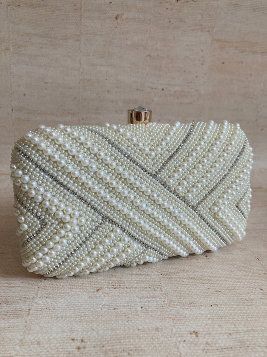 Victoria Pearl Cream Rectangular Clutch (ST971)