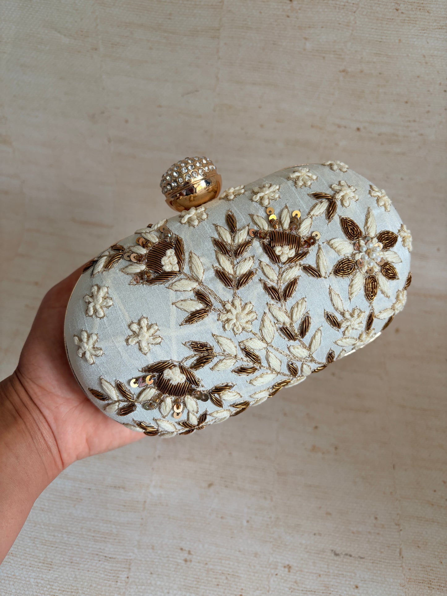 Margot Oval Off White Clutch (ST1206)