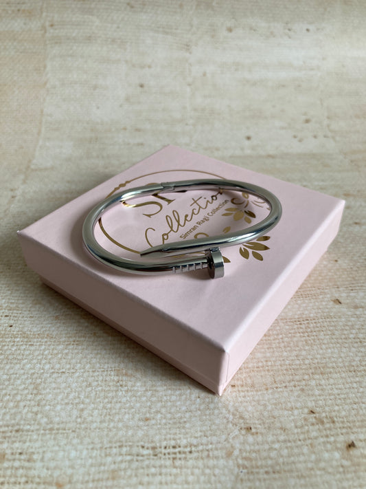 Silver Nail Bangle/Bracelet (ST831)