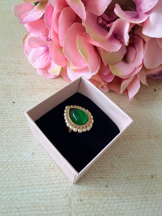Maya Green Pearl Gold Ring (ST1109)