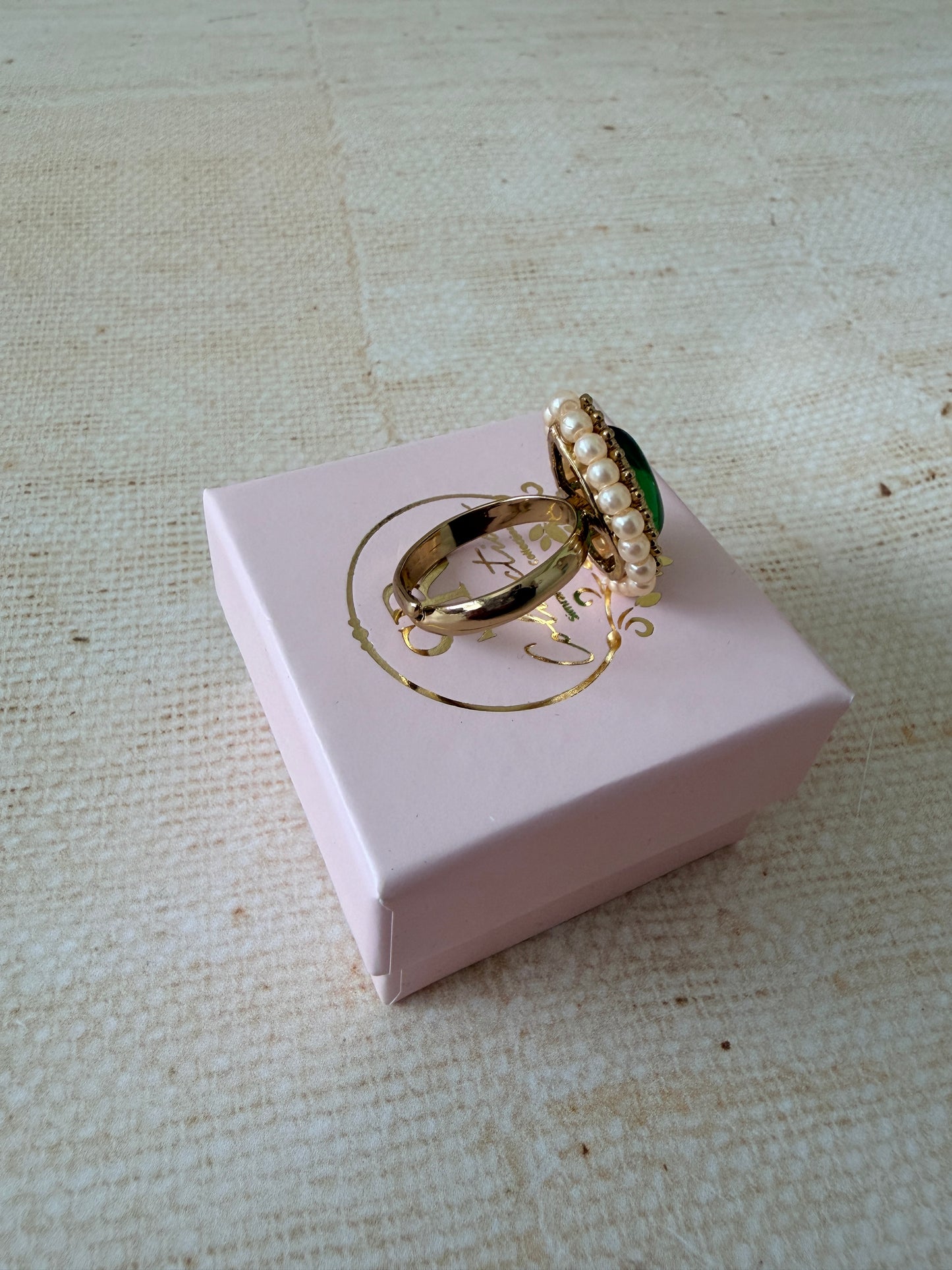 Maya Antique Gold Ring (ST1109)