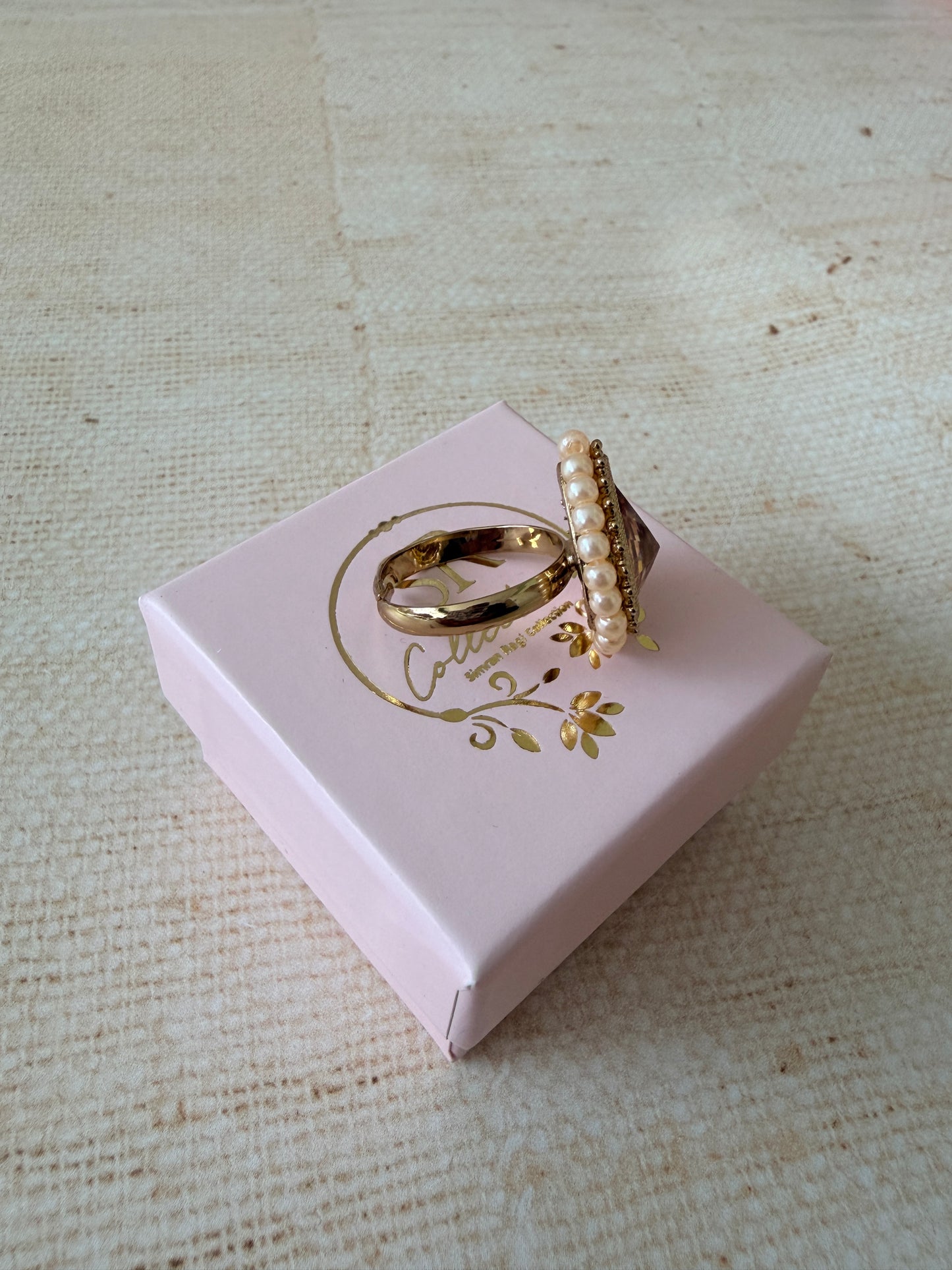 Maya Antique Gold Ring (ST1109)