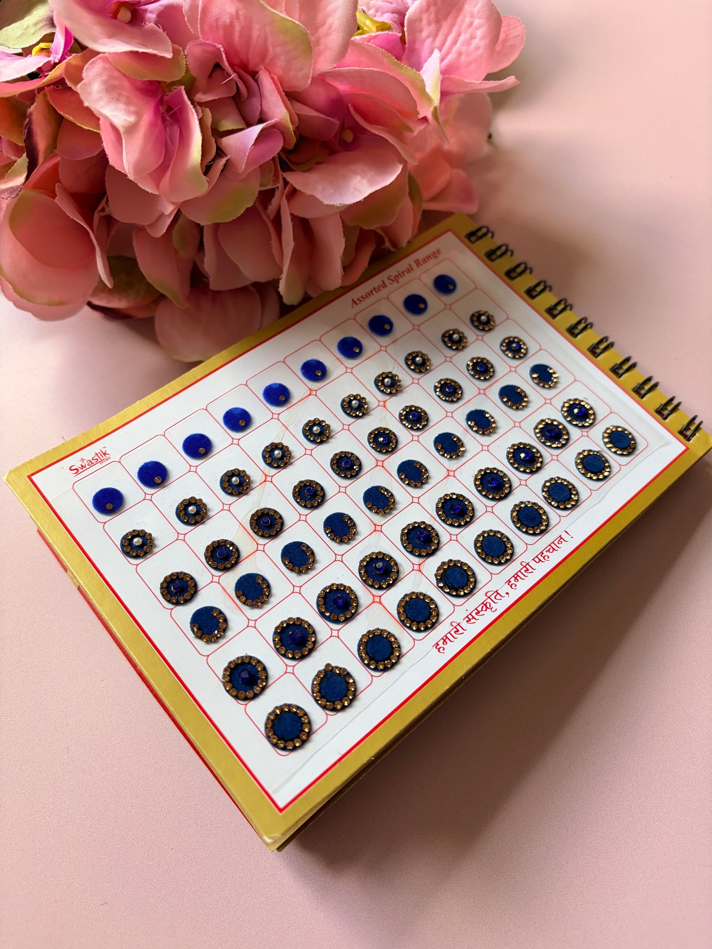 600 Round Stone Colourful Bindi Book (ST897)
