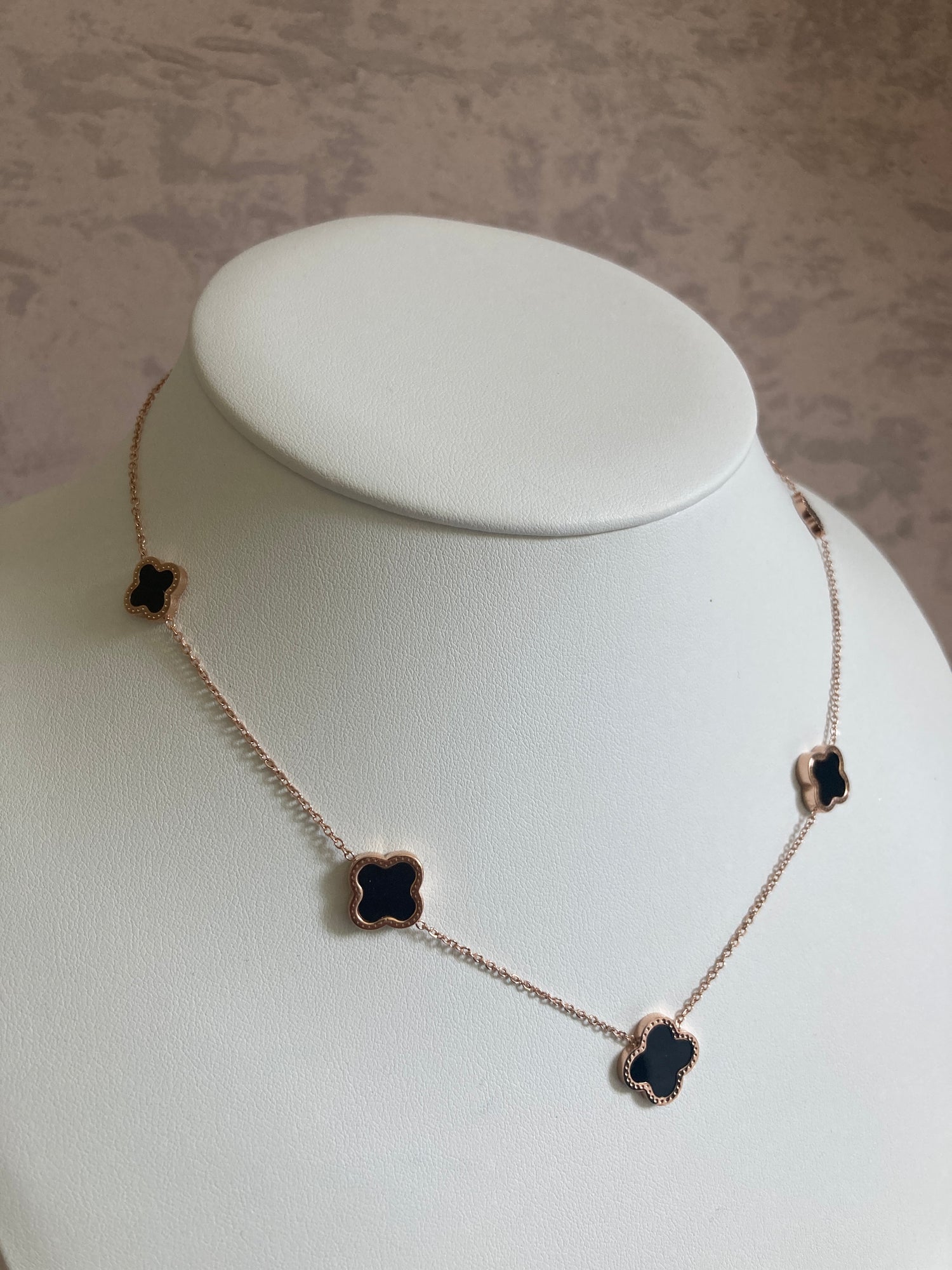 Leaf Clover Necklace