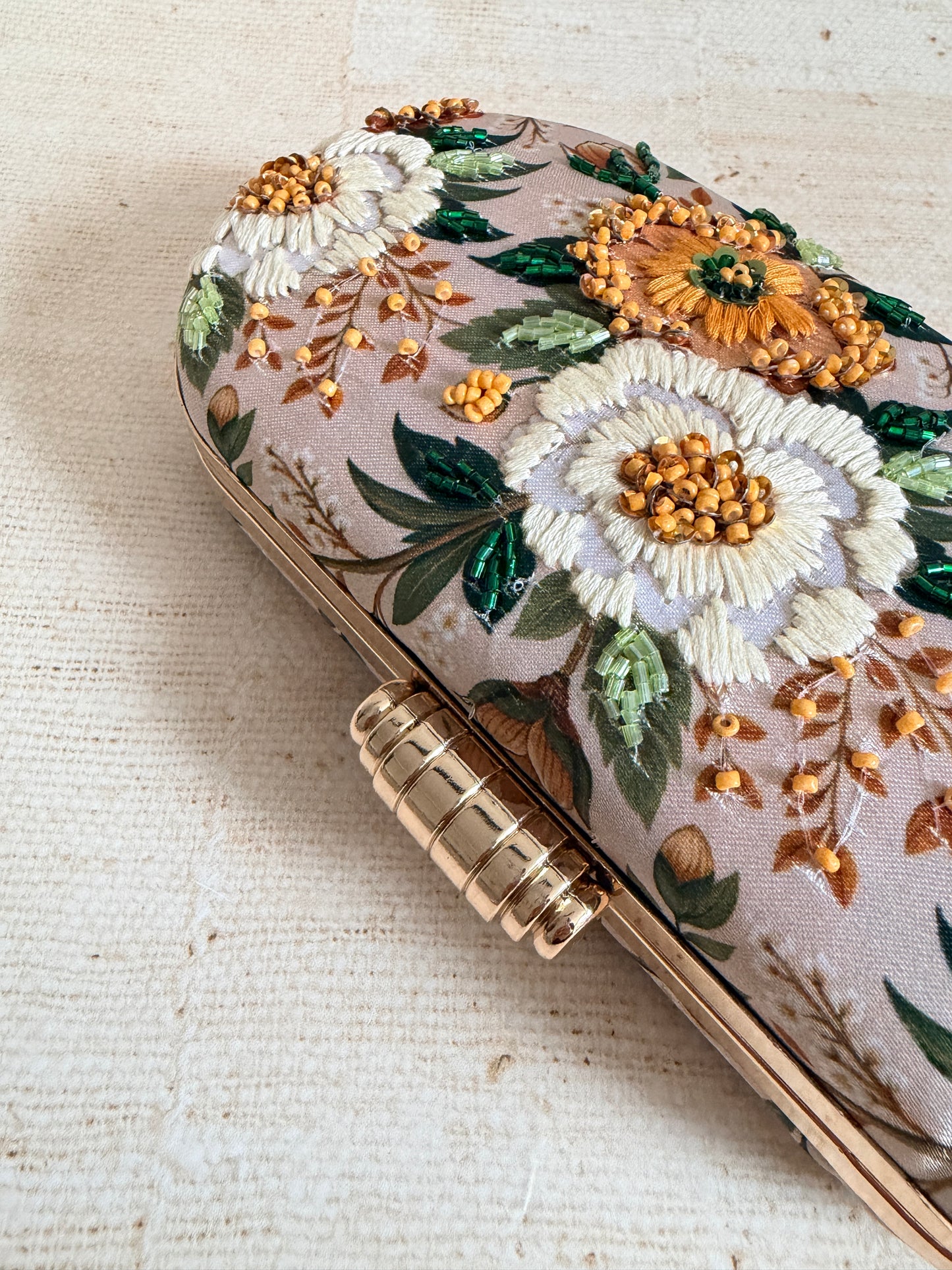 Magnolia Floral Oval Clutch (ST1224)