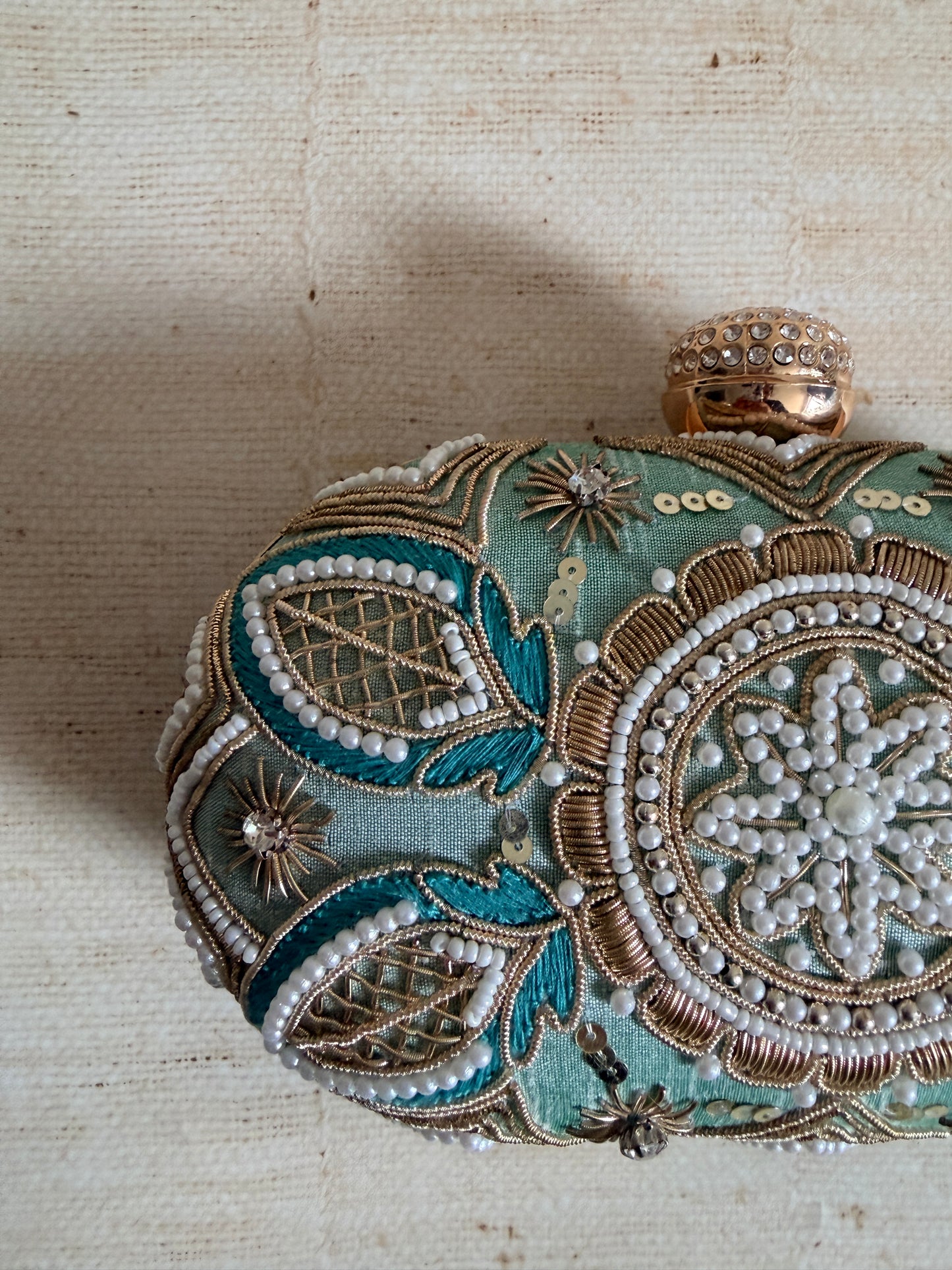 Tala Oval Green Clutch (ST1225)