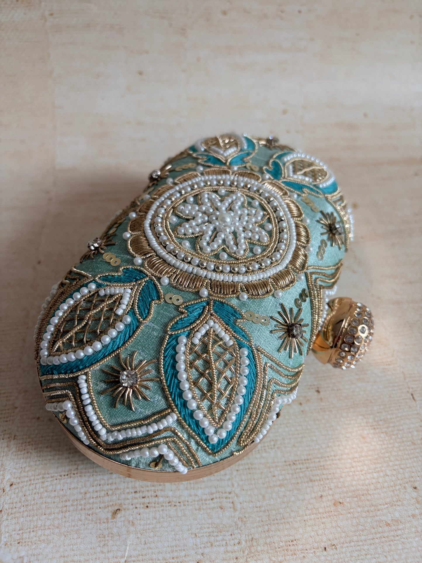 Tala Oval Green Clutch (ST1225)