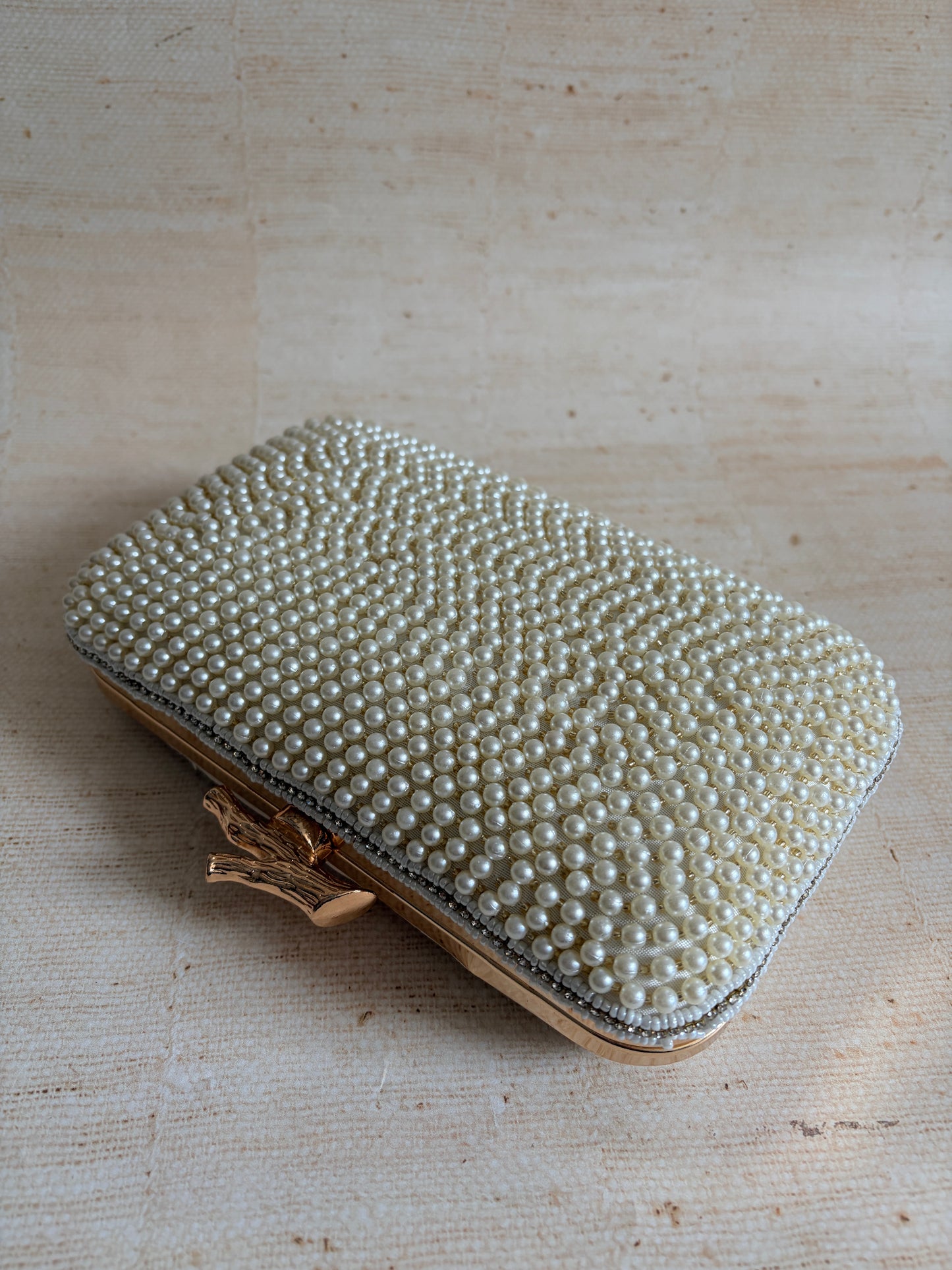 Pearl Heaven (Rectangular Clutch) (ST290)
