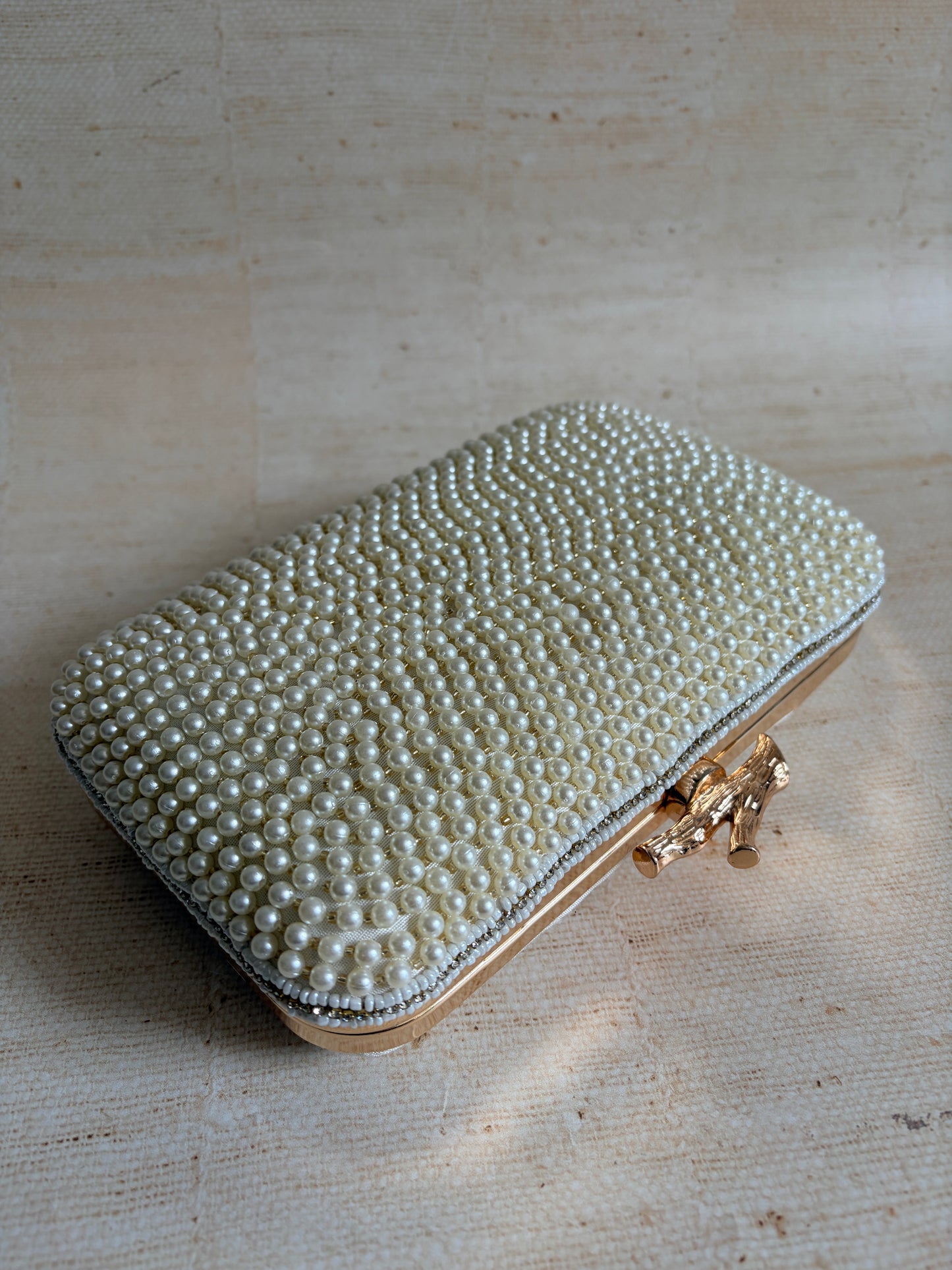 Pearl Heaven (Rectangular Clutch) (ST290)