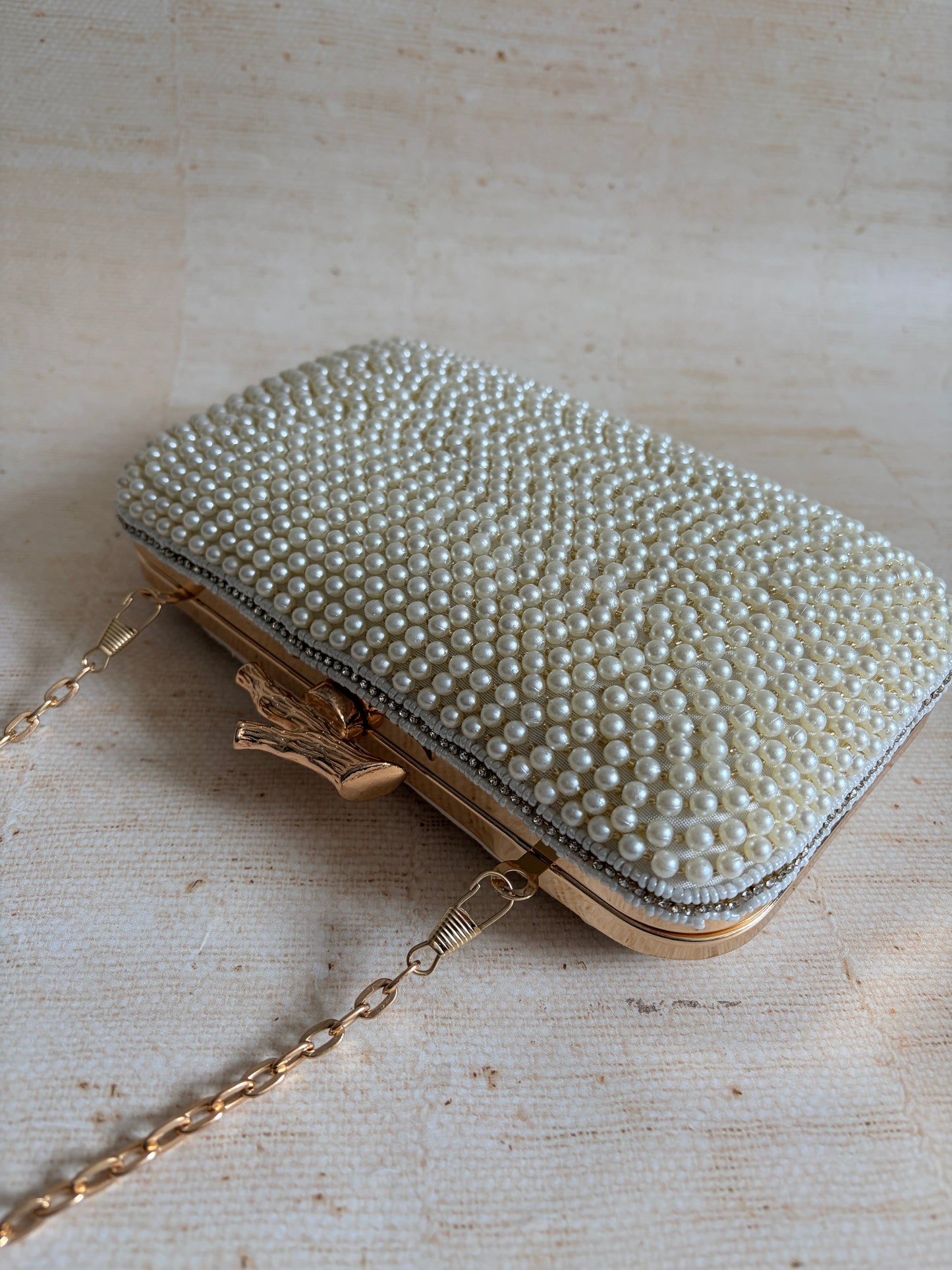 Pearl Heaven (Rectangular Clutch) (ST290)