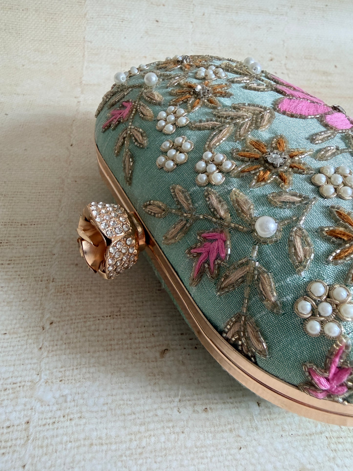 Amelia Green Oval Clutch (ST11203)