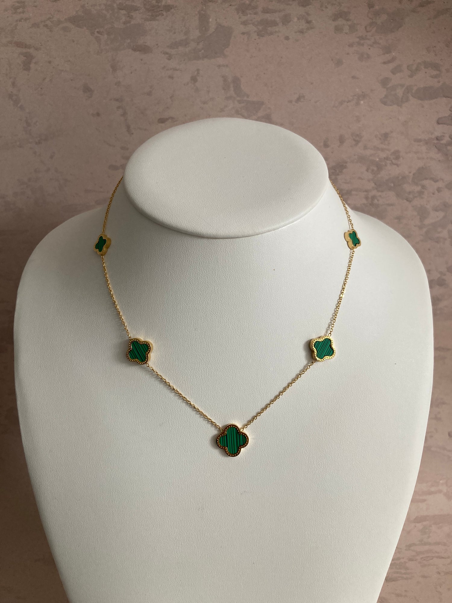 4 clover leaf necklace