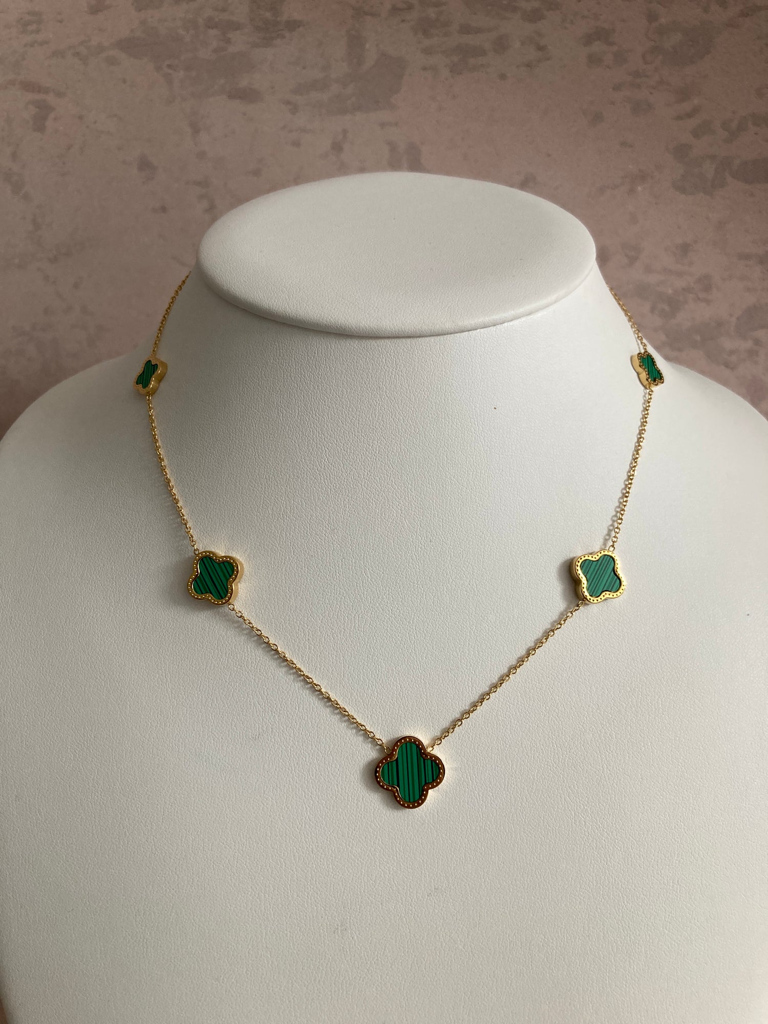4 clover leaf necklace